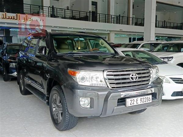 Toyota for sale in Iraq